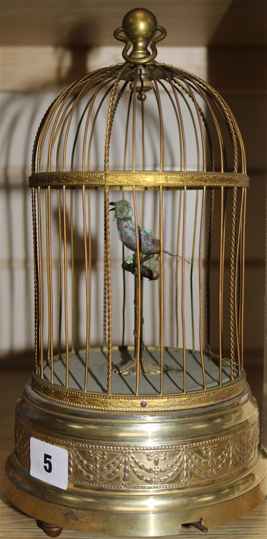 A birdcage automaton